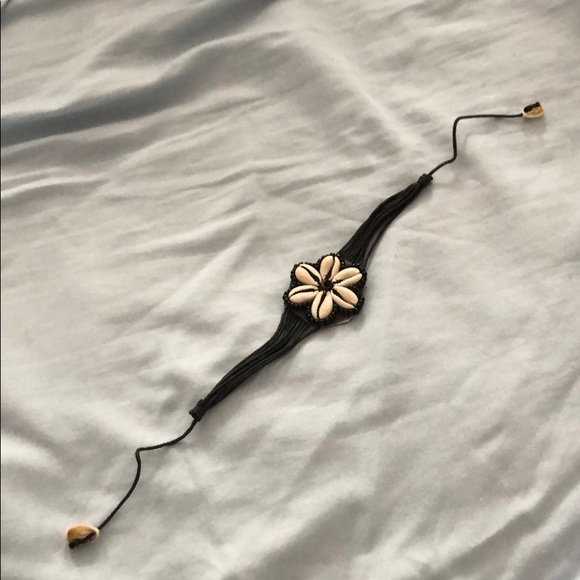 Seashell bracelet - Picture 2 of 3